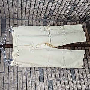 Alfred Dunner Capris Sz 14 Pretty Yellow